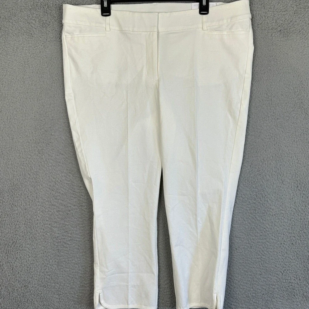 NEW Lane Bryant The Allie Pants Womens 18 White Deluxe Fit Crop Low Rise Stretch